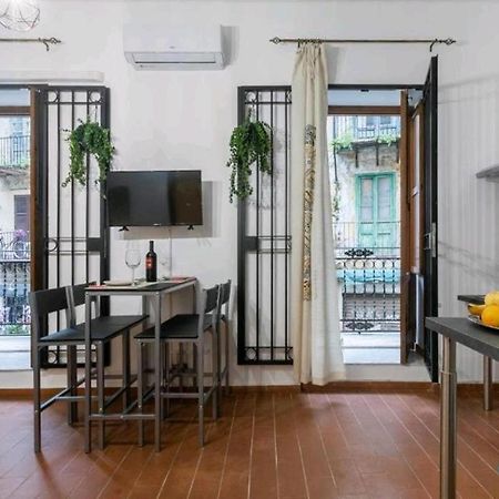 Dame Apartment Palermo Bagian luar foto