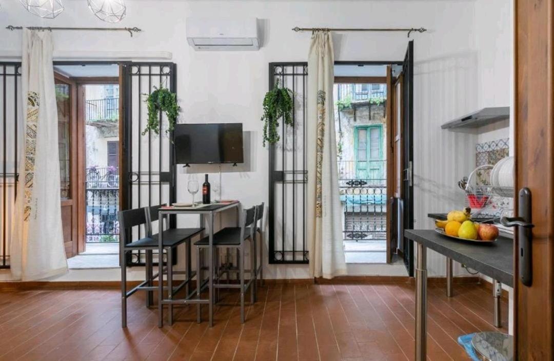 Dame Apartment Palermo Bagian luar foto