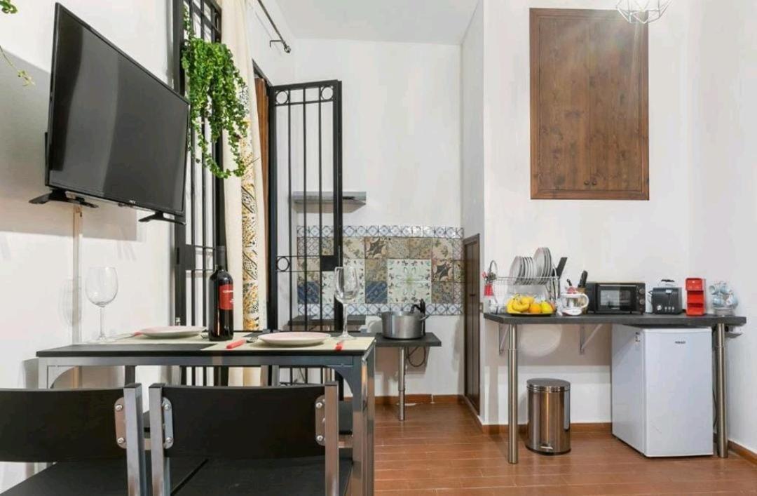 Dame Apartment Palermo Bagian luar foto