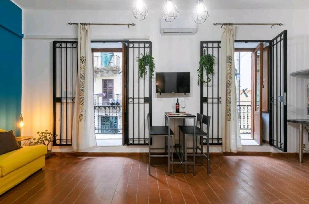 Dame Apartment Palermo Bagian luar foto